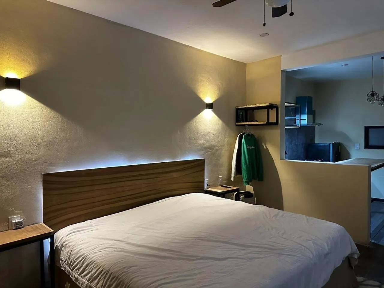 Almendras Rest House كانكون شقة